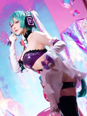 星之迟迟 - Miku初音未来 喵斯快跑_06