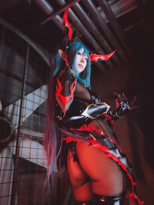 (C103) [さちぶどう] アズール◎ーン レーゲンスブルク コスプレ写真集 vol.171 Coast of light!2  (アズールレーン)_045