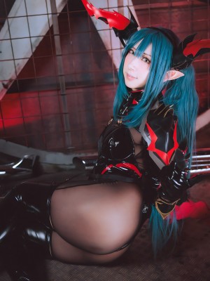 (C103) [さちぶどう] アズール◎ーン レーゲンスブルク コスプレ写真集 vol.171 Coast of light!2  (アズールレーン)_113