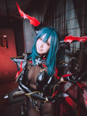 (C103) [さちぶどう] アズール◎ーン レーゲンスブルク コスプレ写真集 vol.171 Coast of light!2  (アズールレーン)_081