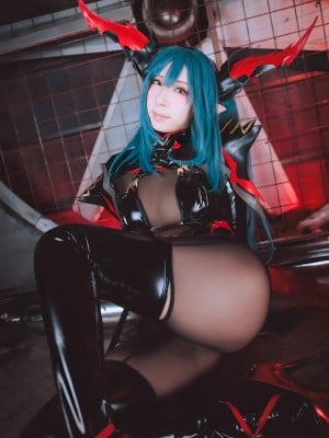 (C103) [さちぶどう] アズール◎ーン レーゲンスブルク コスプレ写真集 vol.171 Coast of light!2  (アズールレーン)_147