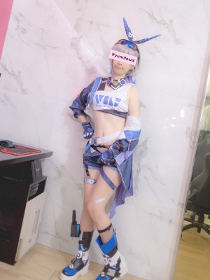 Lewd Yumi - Silver Wolf_083
