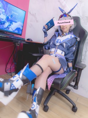 Lewd Yumi - Silver Wolf_020