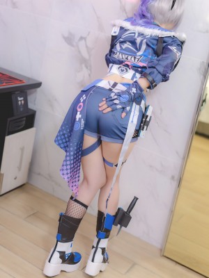 Lewd Yumi - Silver Wolf_017