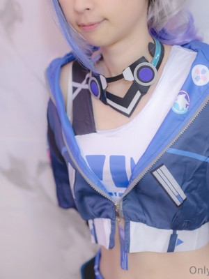 Lewd Yumi - Silver Wolf_037
