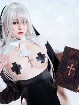 natsuko - Nun_27
