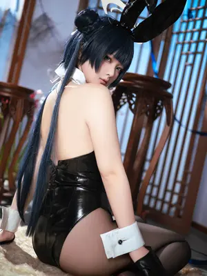 [屿鱼] 龙华妃咲兔女郎（蔚蓝档案）_29