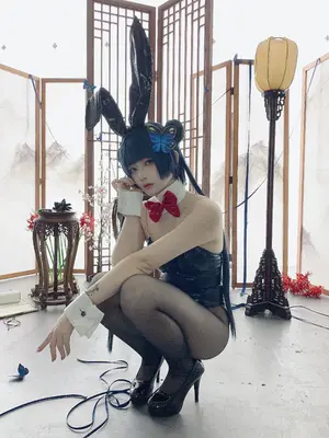 [屿鱼] 龙华妃咲兔女郎（蔚蓝档案）_39