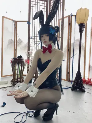 [屿鱼] 龙华妃咲兔女郎（蔚蓝档案）_37