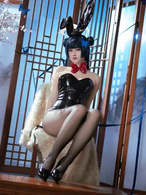 [屿鱼] 龙华妃咲兔女郎（蔚蓝档案）