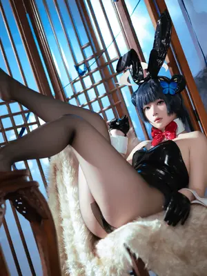 [屿鱼] 龙华妃咲兔女郎（蔚蓝档案）_10
