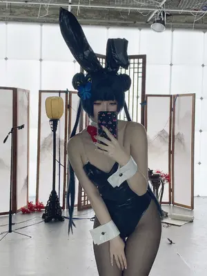 [屿鱼] 龙华妃咲兔女郎（蔚蓝档案）_38