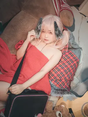 [神沢永莉] 请签收小春的礼物（蔚蓝档案）_12