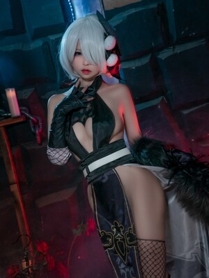 HornyCos - Cute 2B Showing Her Perfect Body (Patreon)_36