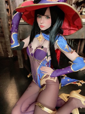 Peachmilky Mona_034_Photo_02_01_2021_15_22_18