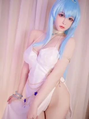 ShiragaYanko-Nikke Helen_36