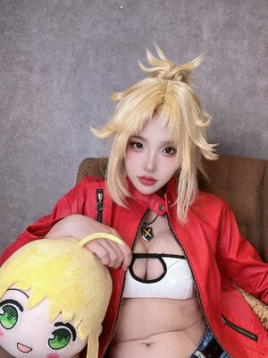 Puypuy プィプィ (Puypuychan) cosplay Mordred - FateGrand Order_184