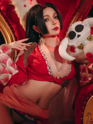 Umeko J - Boa Hancock (One Piece)_004