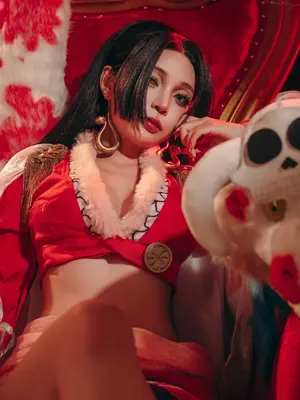 Umeko J - Boa Hancock (One Piece)_011