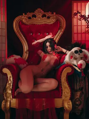 Umeko J - Boa Hancock (One Piece)_039