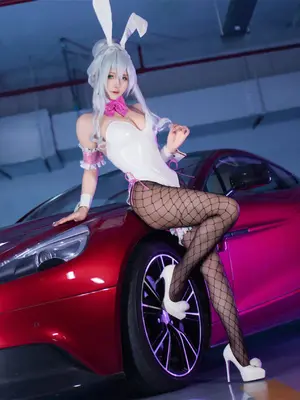 抱走莫子aa - 雪女跑车兔女郎_21