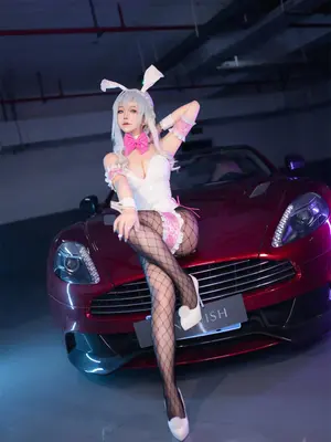 抱走莫子aa - 雪女跑车兔女郎_17