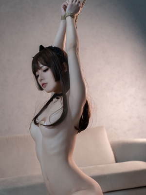 桃良阿宅 (taoliangazhai) - Black And White Skirt_44