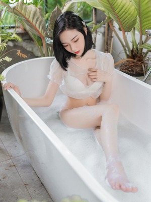 [啾啾] 誤闖莊園窺探心儀女神～啾啾 ???? ～入浴反被誘惑勾引_fig25