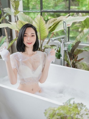 [啾啾] 誤闖莊園窺探心儀女神～啾啾 ???? ～入浴反被誘惑勾引_fig37
