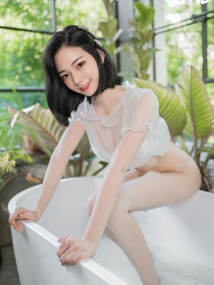 [啾啾] 誤闖莊園窺探心儀女神～啾啾 ???? ～入浴反被誘惑勾引_fig53