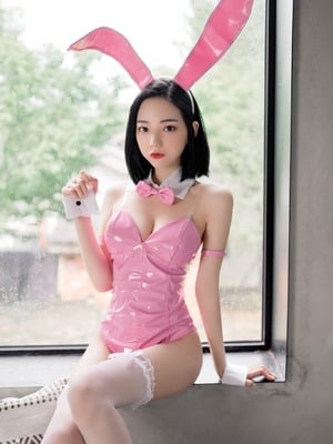 [啾啾] 誤闖莊園窺探心儀女神～啾啾 ???? ～入浴反被誘惑勾引_fig112
