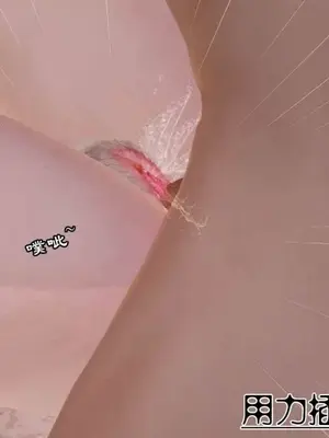 [三点]爱我的妈妈_01096