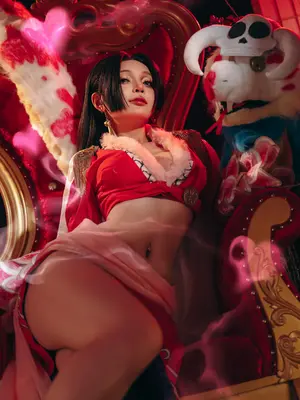 Umeko J - Boa Hancock_02