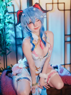 Sally Dorasnow - Ganyu QiPao_20