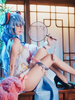 Sally Dorasnow - Ganyu QiPao_22