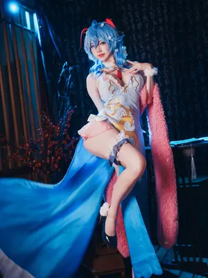 Sally Dorasnow - Ganyu QiPao_09
