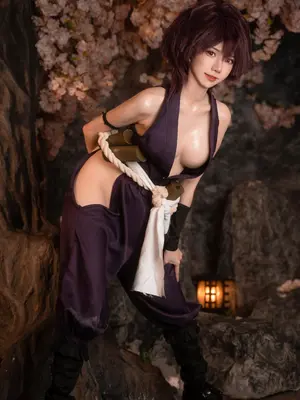 Sally Dorasnow - Yuzuriha_24