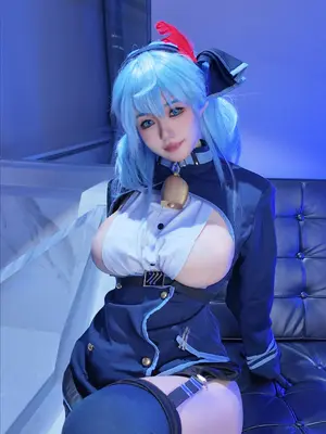 小仓千代w - 蔚蓝档案 天雨亚子 风纪