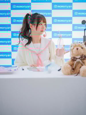 [ももにゃん（原魔物喵）] ビキニアイドルのサイン会_003