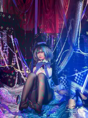 前羽 NO.18 碧蓝航线 柴郡魔术师_26