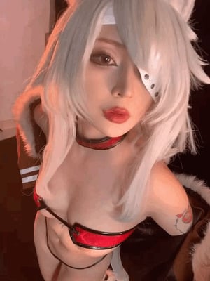 Umeko J - Ghislaine_103_hjgr