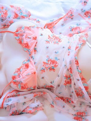 Yeon Woo - HEAT_079
