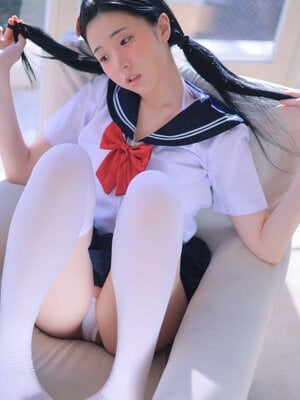 Yeon Woo - JK_(18)