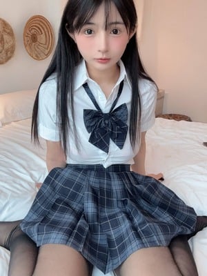 桜井宁宁 – JK制服_004