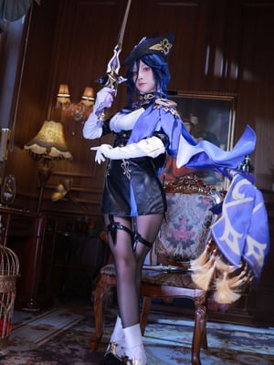 水淼Aqua cosplay Clorinde - Genshin Impact_02