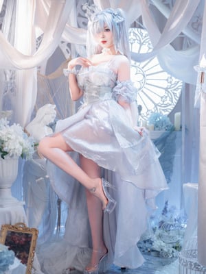 轩萧学姐 (海克斯科技小蛋糕) - 灰姑娘·水晶公主 (NIKKE)_05