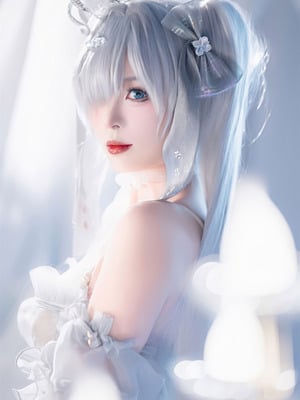 轩萧学姐 (海克斯科技小蛋糕) - 灰姑娘·水晶公主 (NIKKE)_18