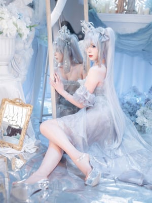 轩萧学姐 (海克斯科技小蛋糕) - 灰姑娘·水晶公主 (NIKKE)_28