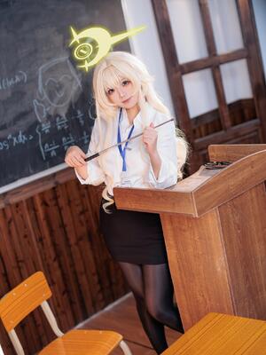 不悬ovo  - 笑面教授_不悬ovo - 蔚蓝档案 - 笑面教授 (OL制服) (22)