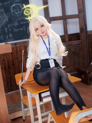 不悬ovo  - 笑面教授_不悬ovo - 蔚蓝档案 - 笑面教授 (OL制服) (25)